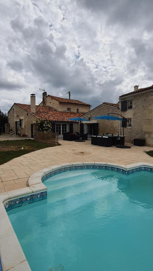 La Charmentaise Villa Saint-Sulpice-de-Cognac Luaran gambar